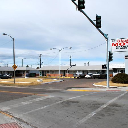 Ski'S Western Motel Great Falls Exterior photo